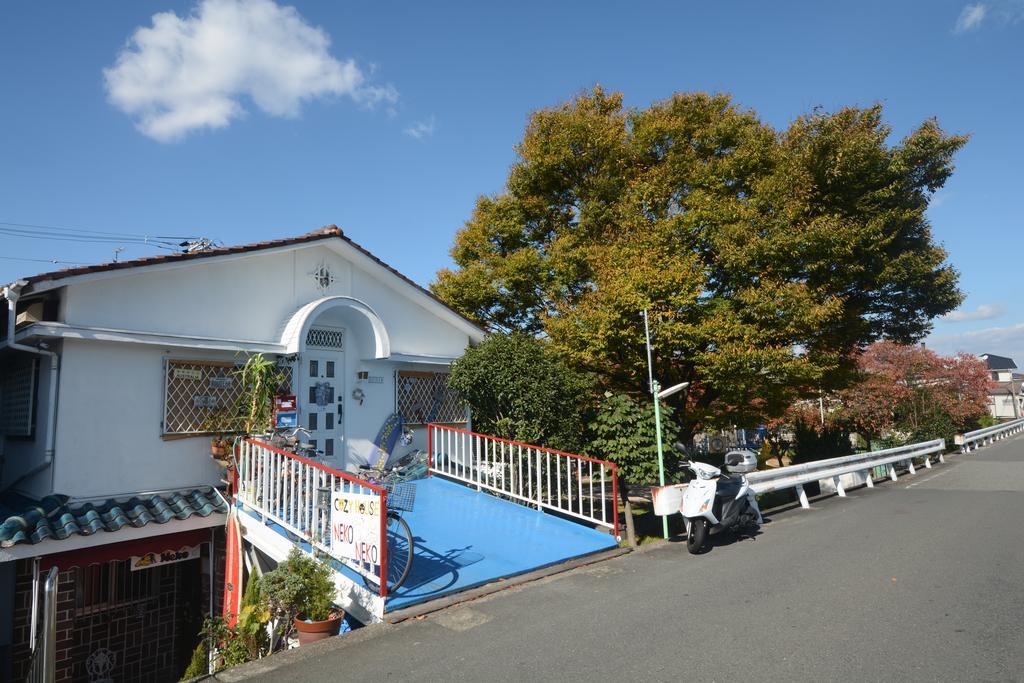 Guest House Neko Neko Toyonaka Exterior foto
