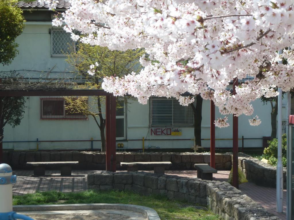 Guest House Neko Neko Toyonaka Exterior foto